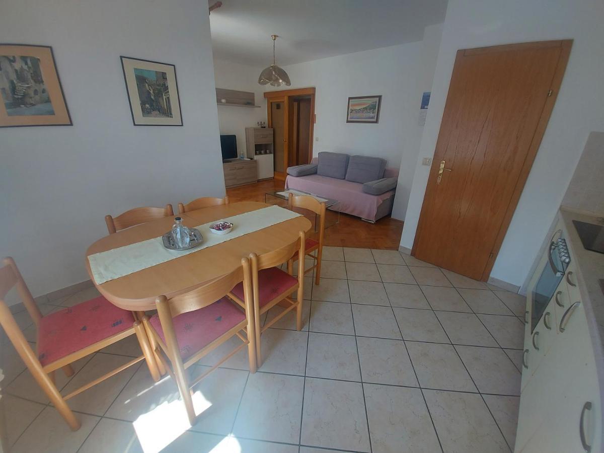 Apartment Ive Baska  Bagian luar foto