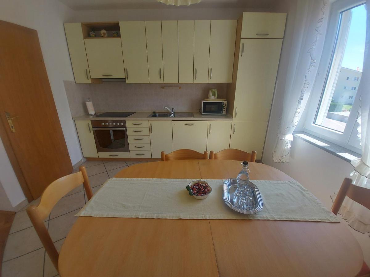 Apartment Ive Baska  Bagian luar foto