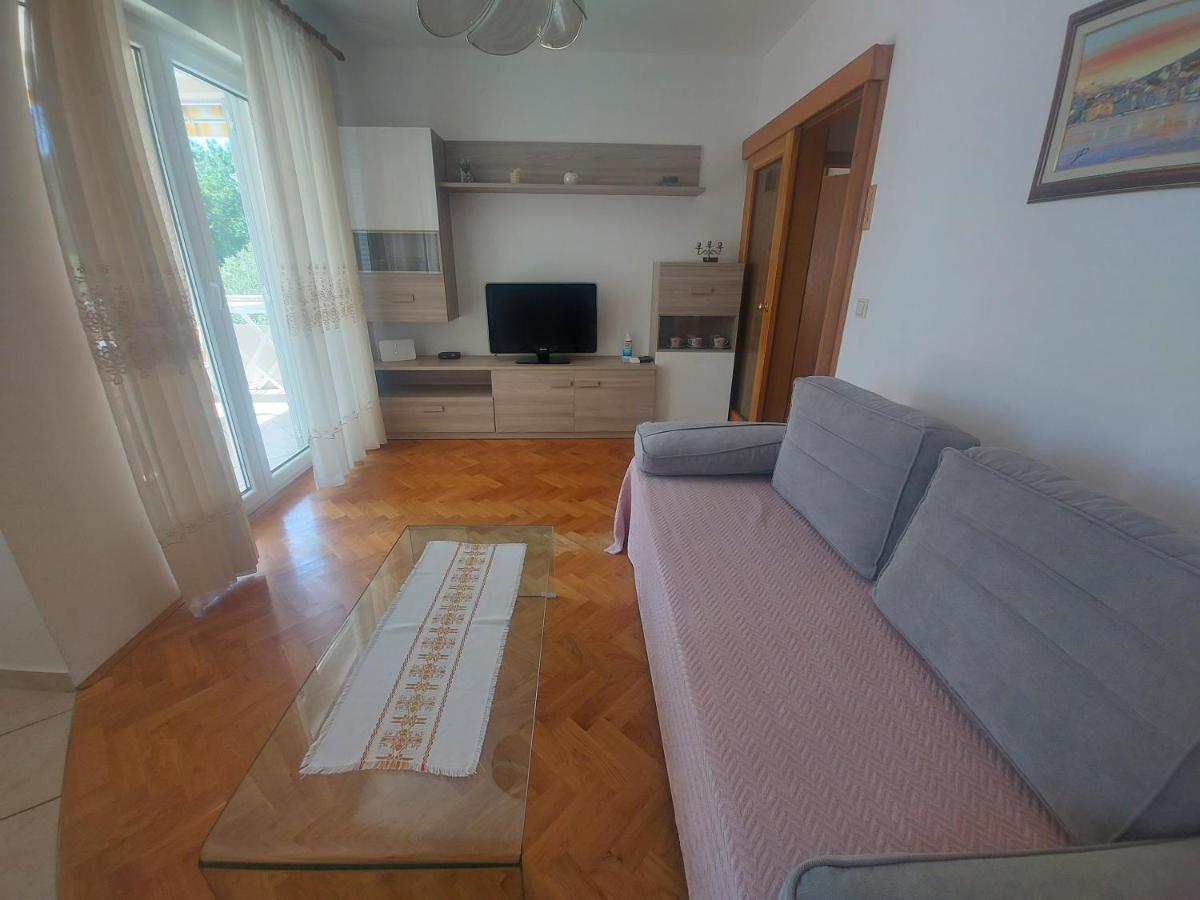 Apartment Ive Baska  Bagian luar foto