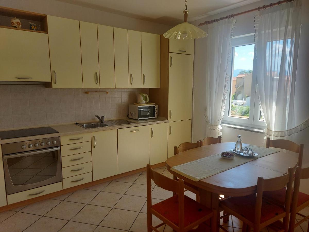 Apartment Ive Baska  Bagian luar foto