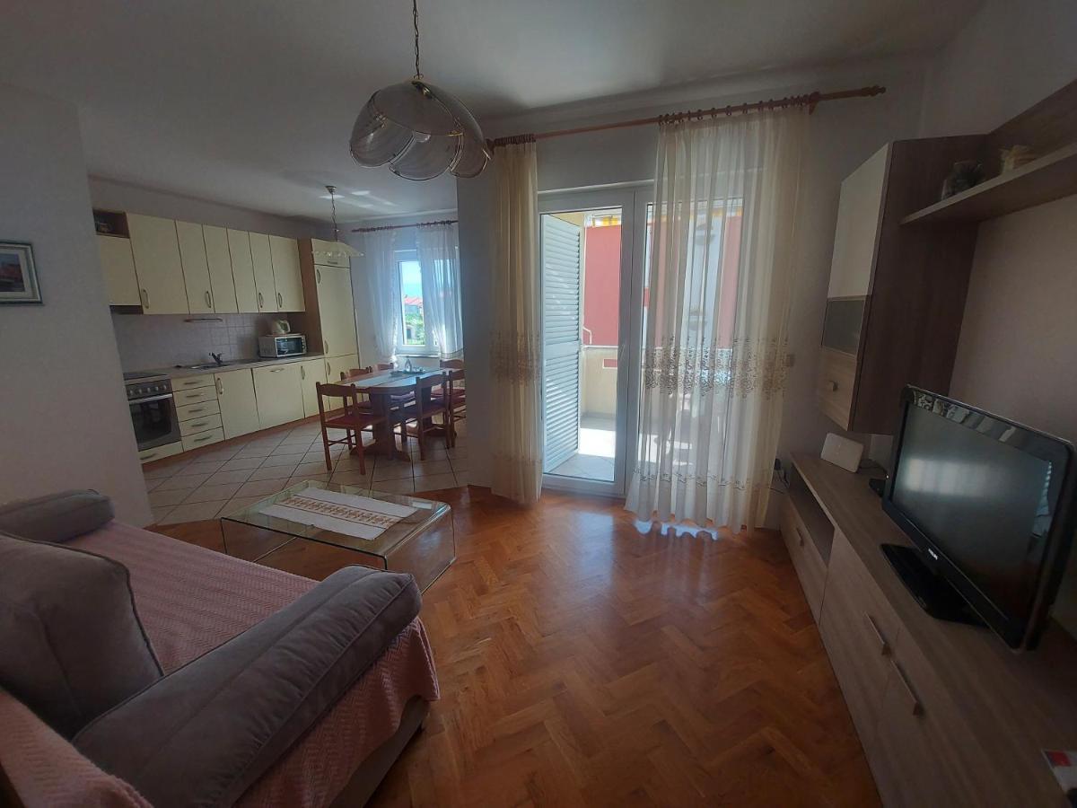 Apartment Ive Baska  Bagian luar foto